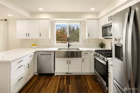 Kitchen - 3410 189th St SE, Bothell, WA 98012 photo 4 of 4