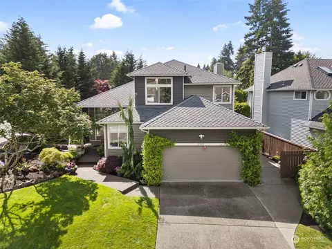 2217 Illwaco Ave NE, Renton, WA 98059