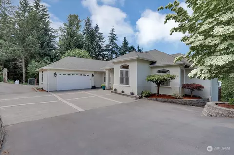 4920 166th Avenue Ct E, Lake Tapps, WA 98391