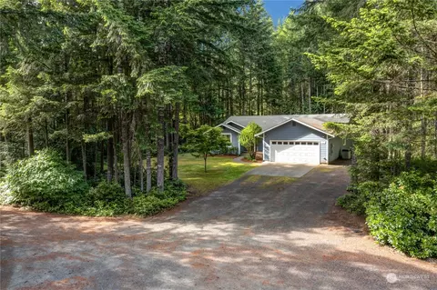 6208 SE Modoc Ct, Port Orchard, WA 98367