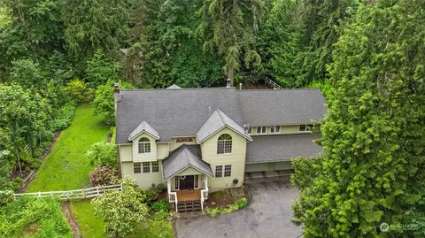 19849 SE 123rd St, Issaquah, WA 98027