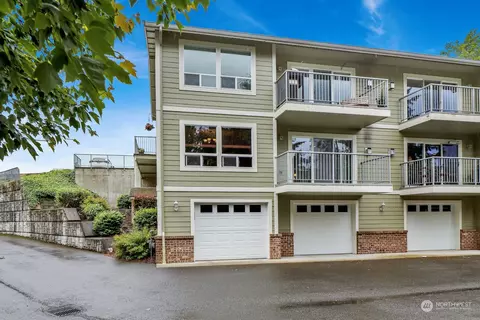 1680 Liberty St #103, Lynden, WA 98264