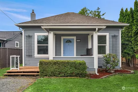 242 15th St SE, Auburn, WA 98002
