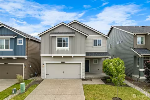 18415 111th Ave E, Puyallup, WA 98374