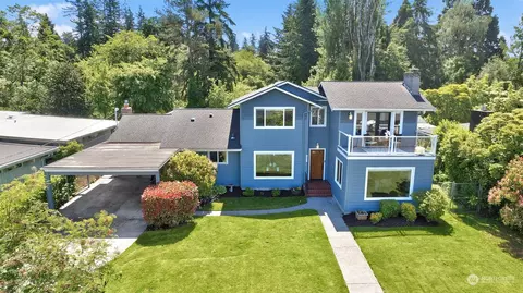 1021 Crown Dr, Everett, WA 98203