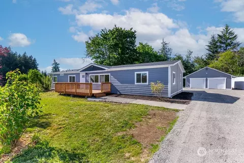 217 293rd St S, Roy, WA 98580