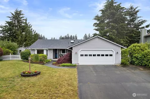 9128 Wendy Dr SE, Olympia, WA 98513