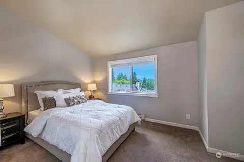 Bedroom - 16101 Bothell Everett Hwy #M2, Mill Creek, WA 98012 photo 2 of 3