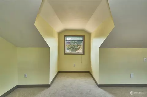 2037 Jensen St, Enumclaw, WA 98022 photo 17