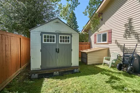 2037 Jensen St, Enumclaw, WA 98022 photo 20