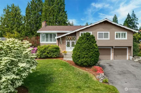 12626 SE 62nd St, Bellevue, WA 98006
