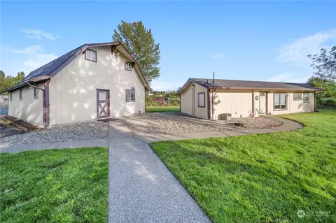 Exterior - 23303 SE 416th St, Enumclaw, WA 98022 photo 3 of 4