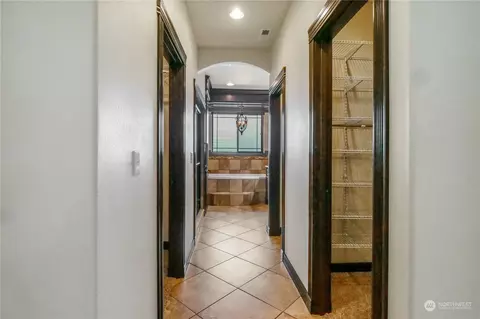 1015 E Rainier St, Othello, WA 99344 photo 11