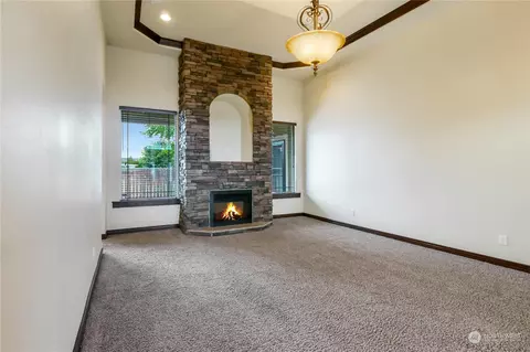 1015 E Rainier St, Othello, WA 99344 photo 6