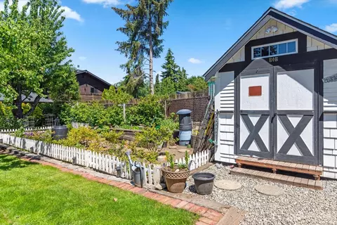 705 Caspers St, Edmonds, WA 98020 photo 32