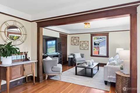 705 Caspers St, Edmonds, WA 98020 photo 4