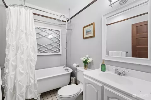 705 Caspers St, Edmonds, WA 98020 photo 18