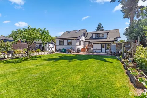 705 Caspers St, Edmonds, WA 98020 photo 3