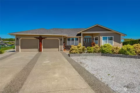 5576 Chehalis Pl, Blaine, WA 98230
