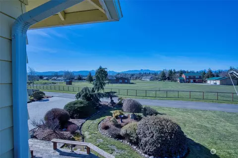 Exterior - 33 Seahawk Dr, Sequim, WA 98382 photo 4 of 6