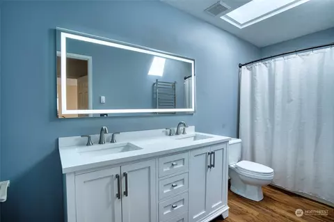 Bath - 33 Seahawk Dr, Sequim, WA 98382 photo 1 of 3