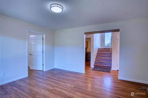 Living - 33 Seahawk Dr, Sequim, WA 98382 photo 5 of 6