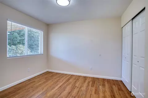Bedroom - 33 Seahawk Dr, Sequim, WA 98382 photo 2 of 4