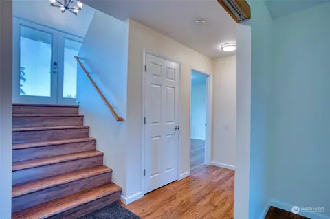 Entry Way - 33 Seahawk Dr, Sequim, WA 98382 photo 2 of 2