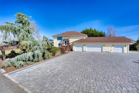 Exterior - 33 Seahawk Dr, Sequim, WA 98382 photo 1 of 6