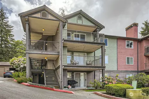 13209 Newcastle Way #C301, Newcastle, WA 98059