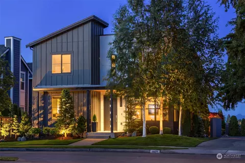 3050 39th Ave W, Seattle, WA 98199