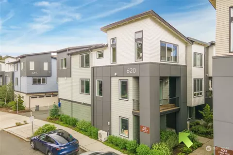 620 238th St SE #E, Bothell, WA 98021