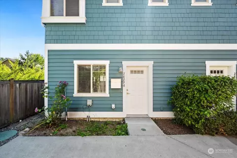 2829 SW Dakota #A, Seattle, WA 98126