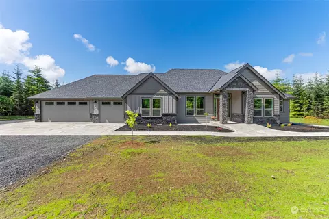176 Twinflower Ln, Onalaska, WA 98570