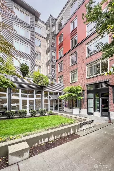 1610 Belmont Ave #312, Seattle, WA 98122