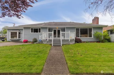 1110 20th Ave, Longview, WA 98632