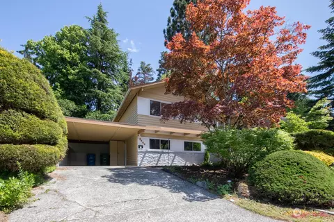 3442 79th Ave SE, Mercer Island, WA 98040