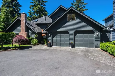 15017 62nd Ave NE, Kenmore, WA 98028