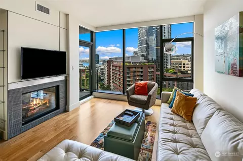 820 Blanchard St #1003, Seattle, WA 98121