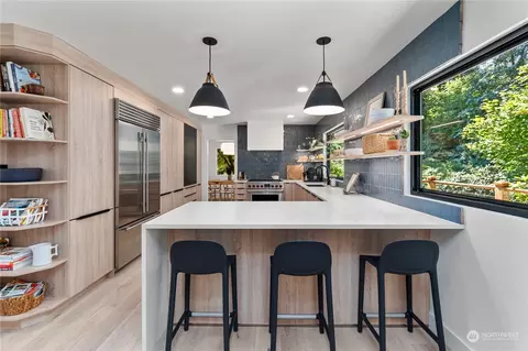Kitchen - 16317 110th Ave NE, Bothell, WA 98011 photo 7 of 7