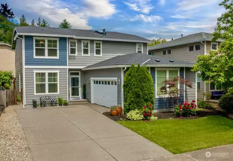 23424 SE 250th Pl, Maple Valley, WA 98038
