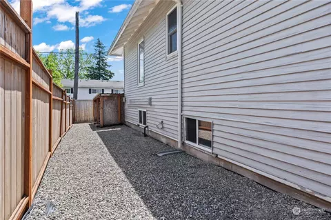 1945 Wells St, Enumclaw, WA 98022 photo 22