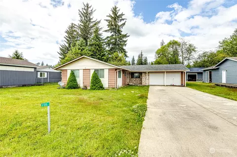 731 Collins St, Forks, WA 98331