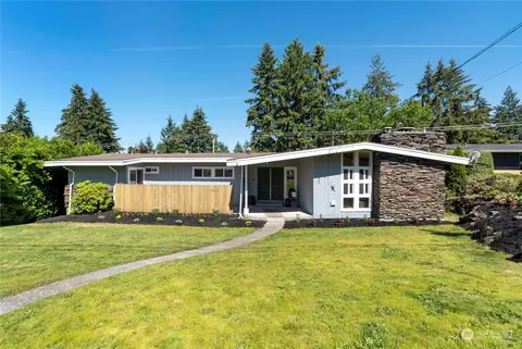 917 Manor Dr, Fircrest, WA 98466