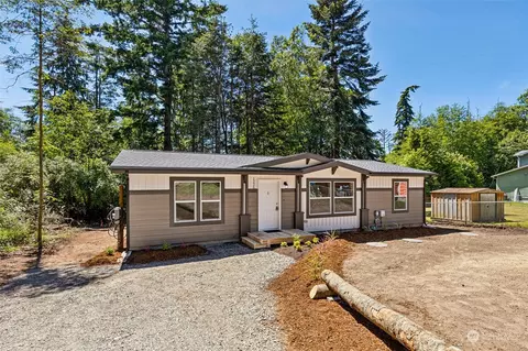 1226 Rickover Dr, Coupeville, WA 98239