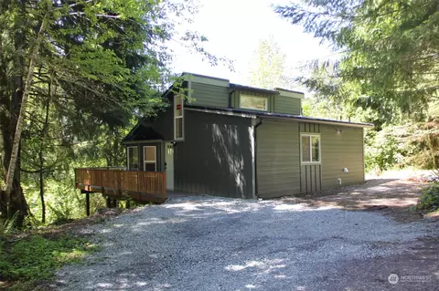 55723 317th Ave E, Ashford, WA 98304