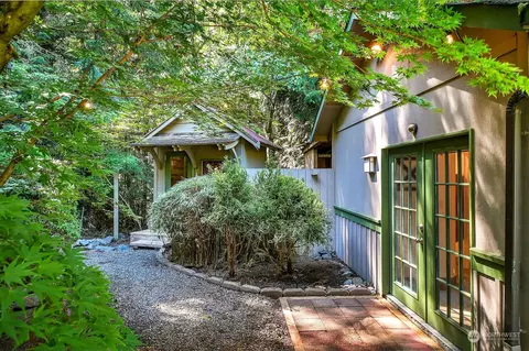 3072 Teal Lake Rd, Port Ludlow, WA 98365