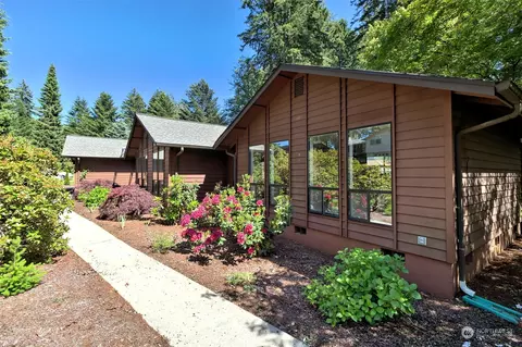 633 Holly Ln, Shelton, WA 98584