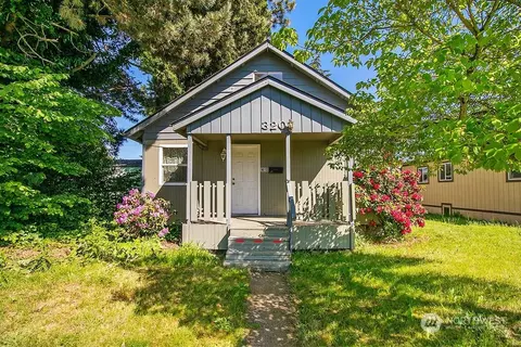 320 25th Ave, Longview, WA 98632