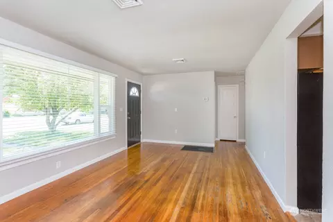 1237 Francis Ave, Walla Walla, WA 99362 photo 3